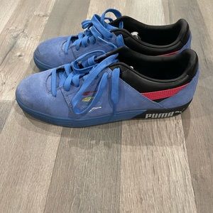 Puma low blue SZ. 9.5